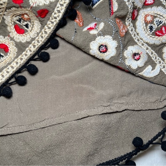 Altar’d State Embroidered Linen Cotton Blend Mini Skirt Birds Floral Women’s S - Picture 5 of 7